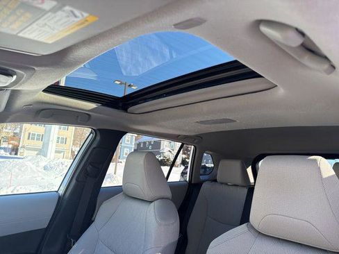 Certified 2023 Toyota Corolla Cross LE image 22