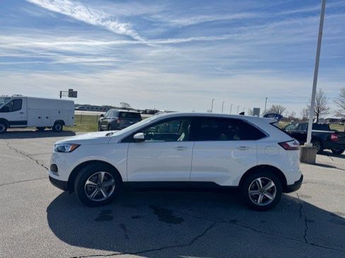 Certified 2024 Ford Edge SEL w/ Convenience Package AWD/4WD image 5