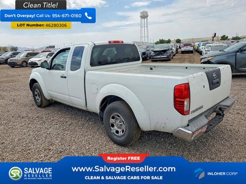 Used 2014 Nissan Frontier S image 3