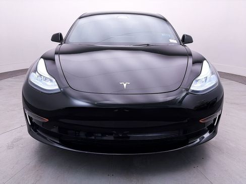 Used 2023 Tesla Model 3 Standard Range image 11