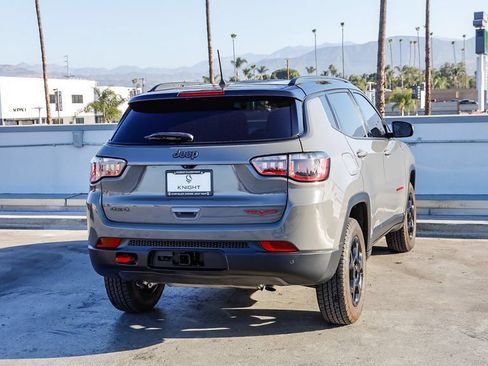 Used 2023 Jeep Compass Trailhawk w/ Trailer Tow Group AWD/4WD image 9
