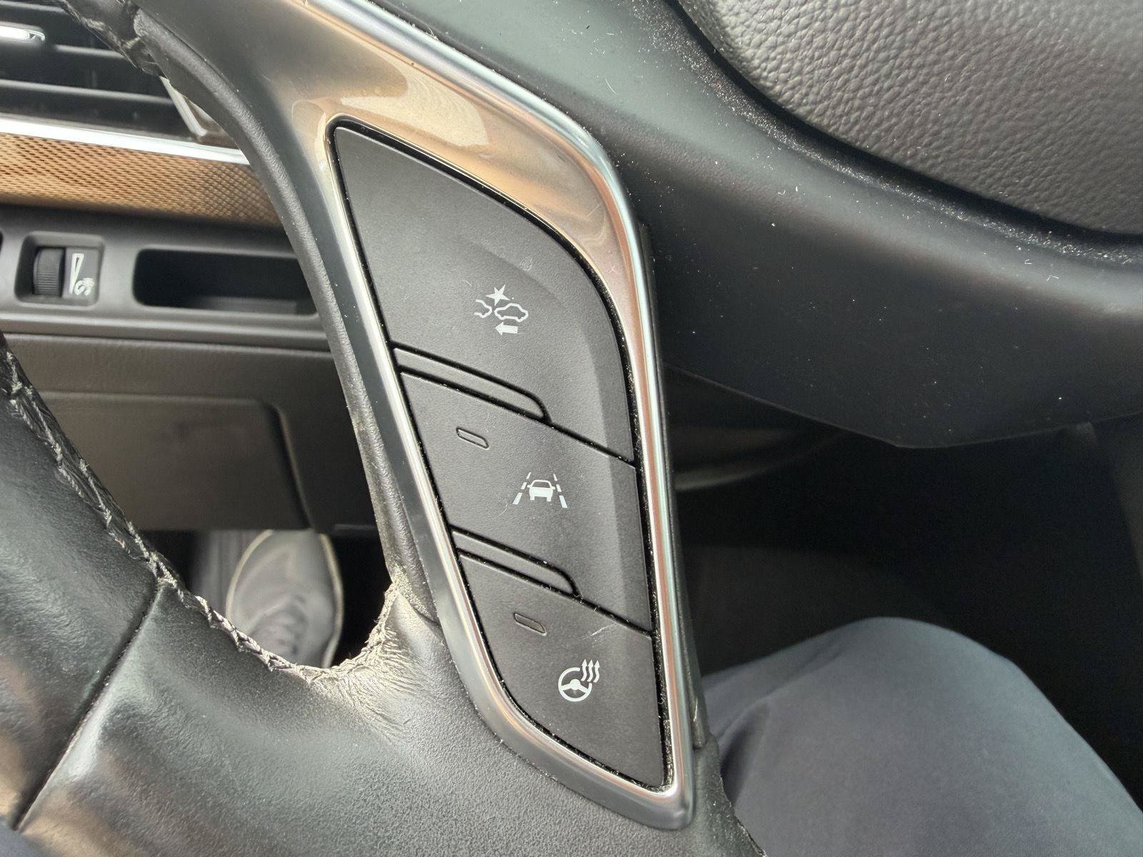 Used 2018 Cadillac CT6 Luxury AWD/4WD image 22