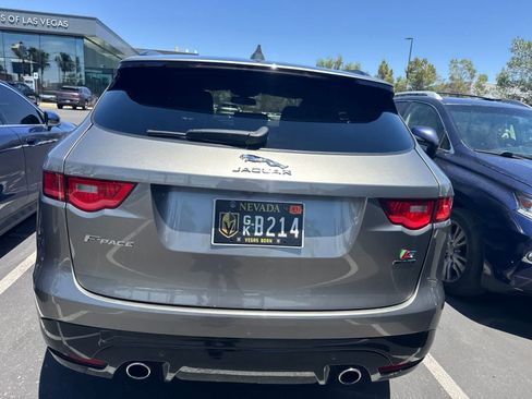 Used 2018 Jaguar F-PACE S AWD/4WD image 4