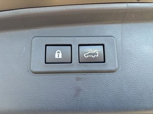 Certified 2023 Subaru Outback Touring XT image 29