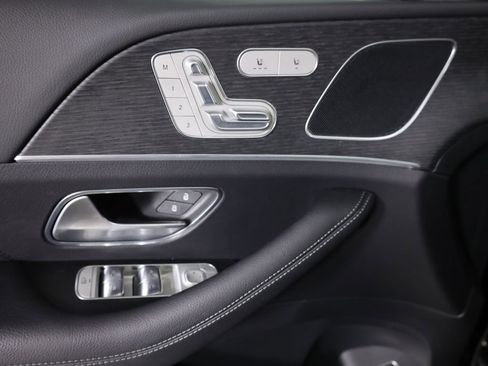 Used 2025 Mercedes-Benz GLE 450 4MATIC Coupe image 10