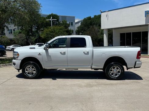 Used 2024 RAM 2500 Laramie AWD/4WD image 3