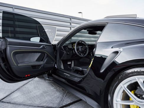 Used 2024 Porsche 911 GT3 RS w/ Weissach Package image 31