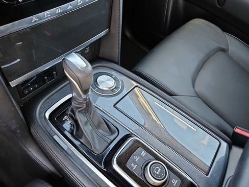 Used 2021 Nissan Armada SV w/ SV Appearance Package image 20