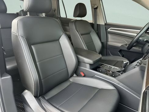 Certified 2023 Volkswagen Atlas SE image 27
