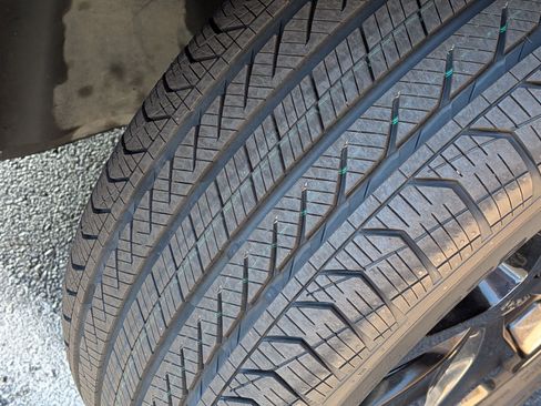 Used 2018 Jeep Renegade Altitude w/ Advanced Technology Group image 12