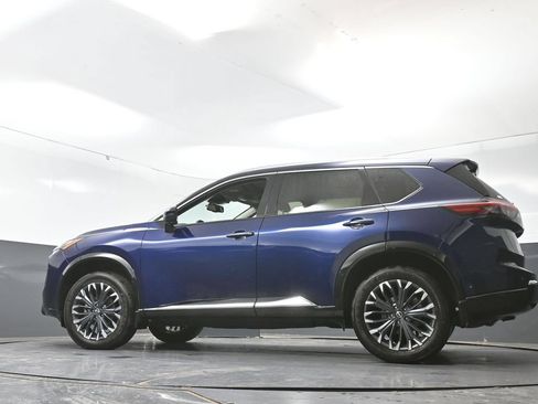 Used 2026 Nissan Rogue Platinum w/ Platinum Premium Package AWD/4WD image 30