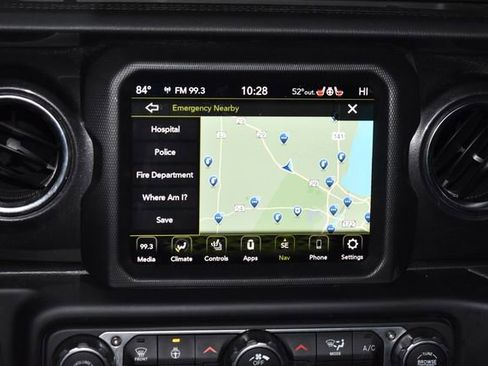 Used 2022 Jeep Wrangler Unlimited Sahara image 18