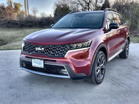 Used 2022 Kia Sorento SX Prestige image 2