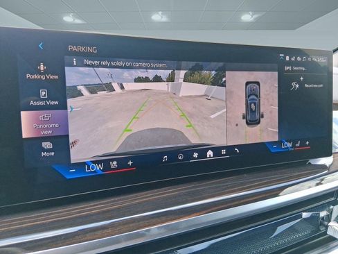 Used 2026 BMW X5 sDrive40i RWD image 25