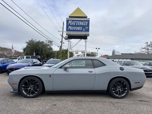 Used 2021 Dodge Challenger R/T Scat Pack image 4
