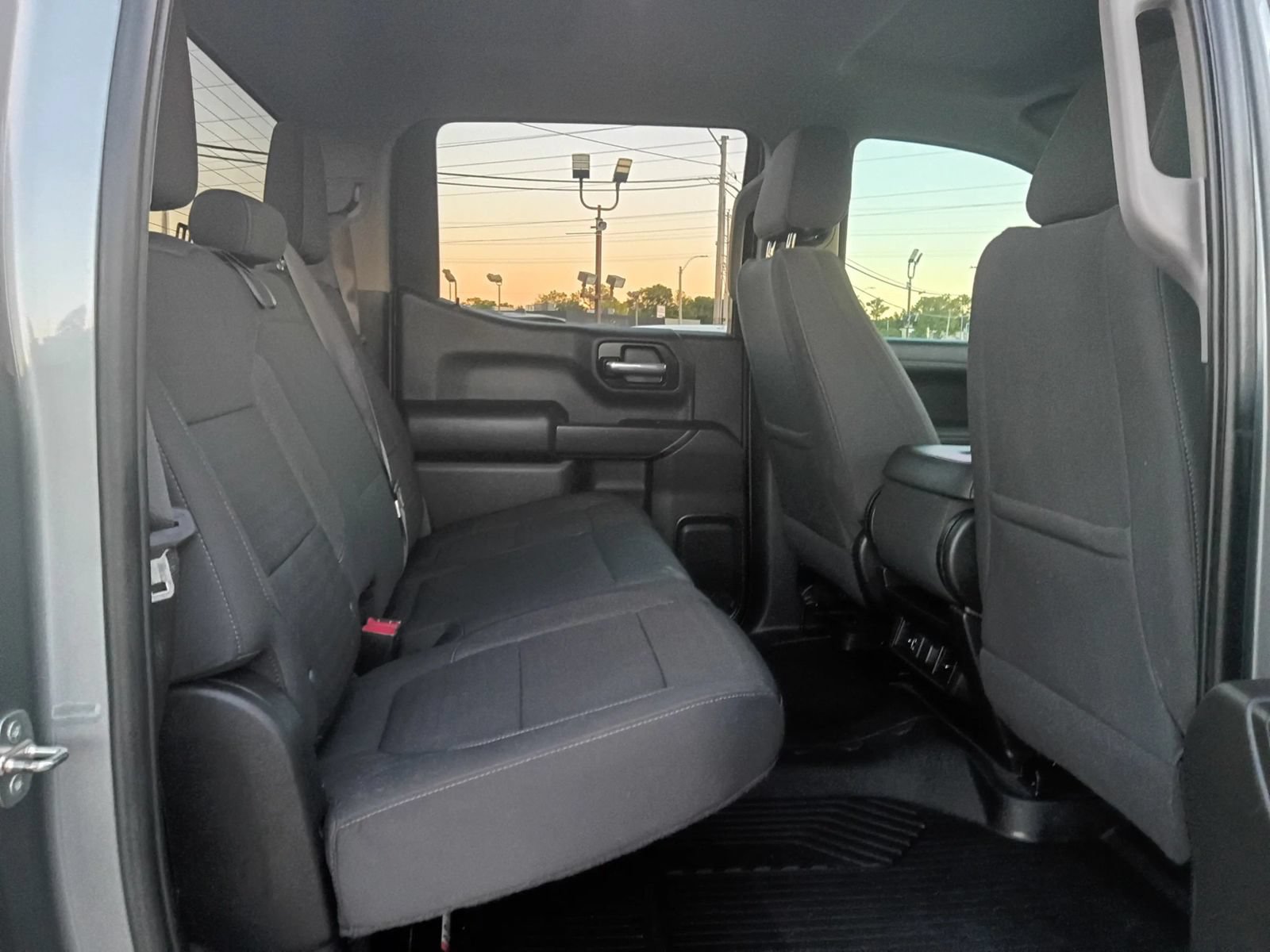 Used 2021 Chevrolet Silverado 1500 LT w/ Z71 Off-Road Package AWD/4WD image 24