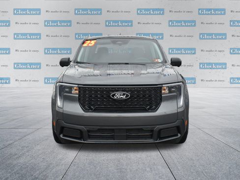 Used 2025 Ford Maverick Lariat w/ Black Appearance Package image 2