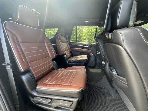 Certified 2024 GMC Yukon Denali Ultimate AWD/4WD image 30