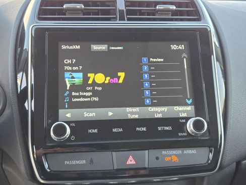 Used 2024 Mitsubishi Outlander Sport SE image 9