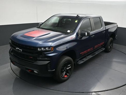 Used 2021 Chevrolet Silverado 1500 LT Trail Boss w/ Convenience Package II AWD/4WD image 15
