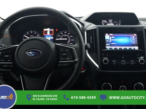 Used 2020 Subaru Crosstrek 2.0i Premium w/ Moonroof Package 1 AWD/4WD image 5