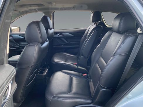 Used 2023 MAZDA CX-9 Touring image 13