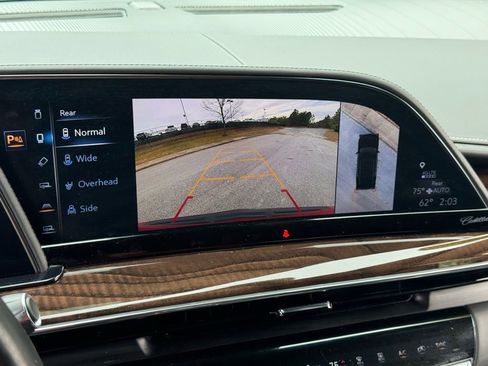 Certified 2021 Cadillac Escalade Premium Luxury Platinum image 38