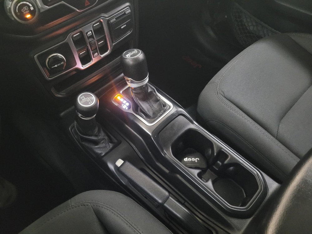 Used 2019 Jeep Wrangler Unlimited Sport S AWD/4WD image 26