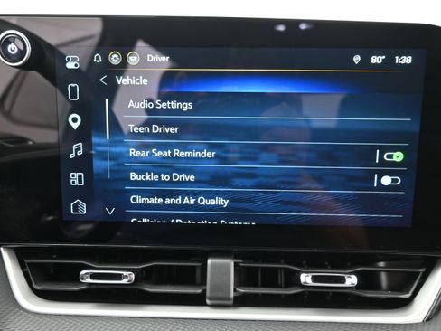 Used 2025 Chevrolet Equinox LT FWD image 20