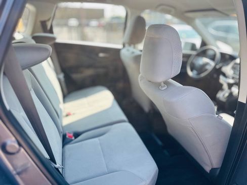 Used 2015 Honda CR-V LX image 15
