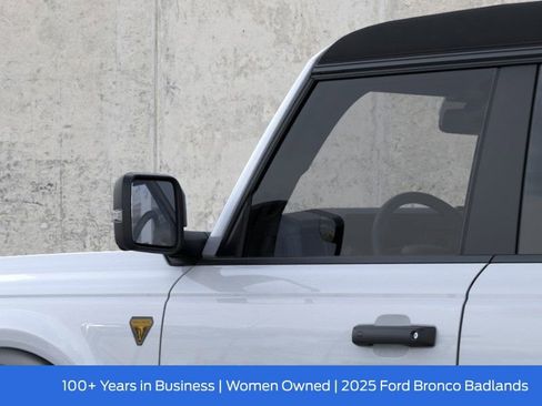 New 2025 Ford Bronco Badlands image 24