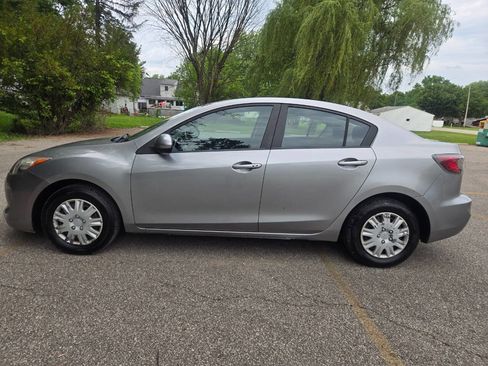 Used 2013 MAZDA MAZDA3 i Touring FWD image 4