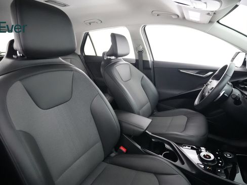 Used 2024 Kia Niro Wind w/ Wind Preserve Package FWD image 23