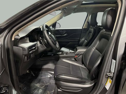 Certified 2023 Lincoln Corsair AWD w/ Equipment Group 101A image 5
