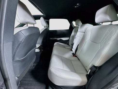 Used 2024 Lexus RX 350h w/ Cold Area Package AWD/4WD image 27