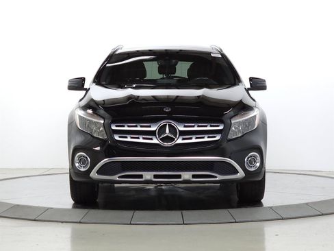 Used 2018 Mercedes-Benz GLA 250 4MATIC image 2