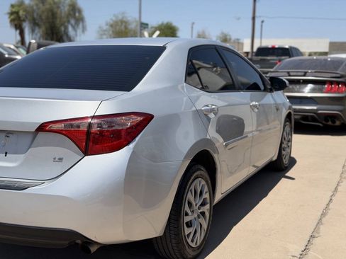 Used 2017 Toyota Corolla LE w/ Body Protection Package FWD image 5
