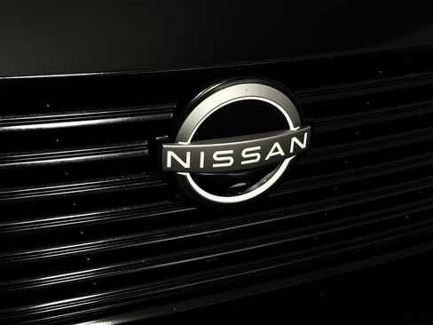 Used 2025 Nissan Murano SV AWD/4WD image 13