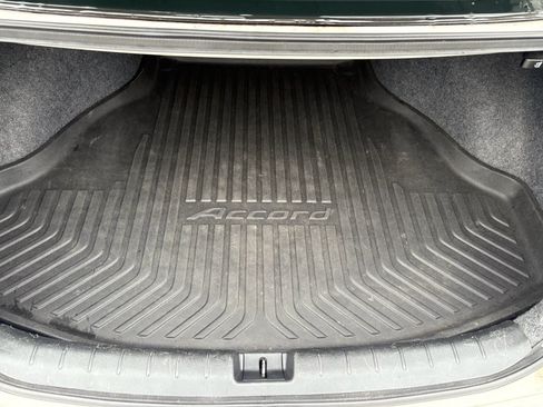 Used 2017 Honda Accord EX-L image 27