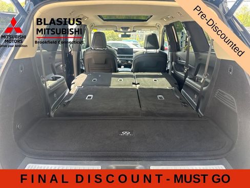 Used 2023 INFINITI QX60 Luxe w/ Cargo Package AWD/4WD image 11