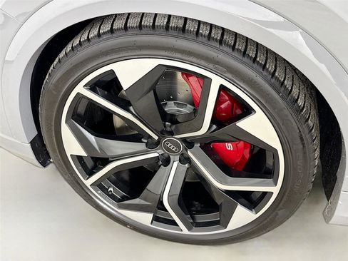 Used 2022 Audi RS Q8 image 33