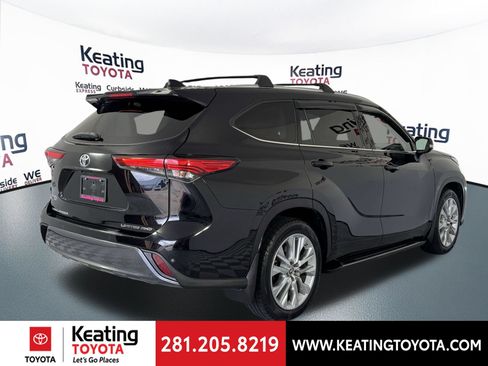 Used 2021 Toyota Highlander Limited AWD/4WD image 5