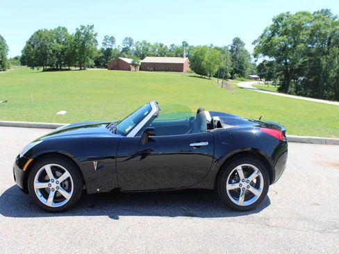 Used 2009 Pontiac Solstice Convertible w/ Preferred Package RWD image 6
