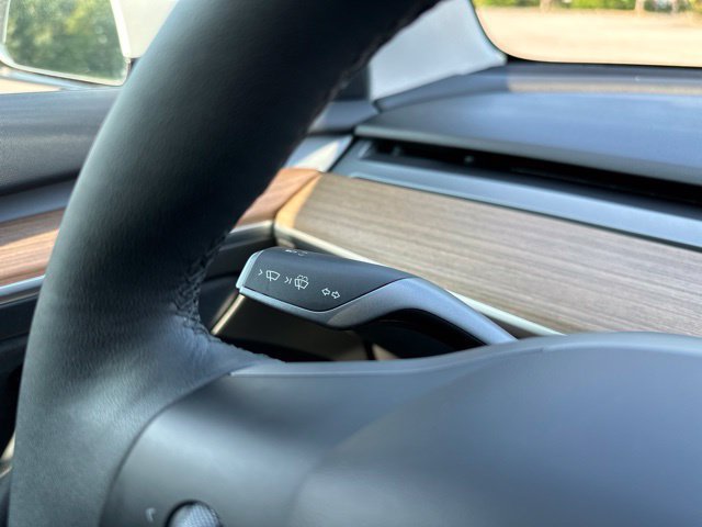Used 2021 Tesla Model 3 Standard Range Plus RWD image 24