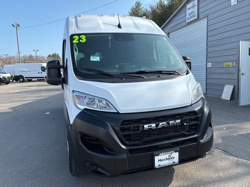 Used 2023 RAM ProMaster 2500 FWD image 3