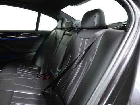 Used 2019 BMW 540i xDrive w/ M Sport Package AWD/4WD image 6