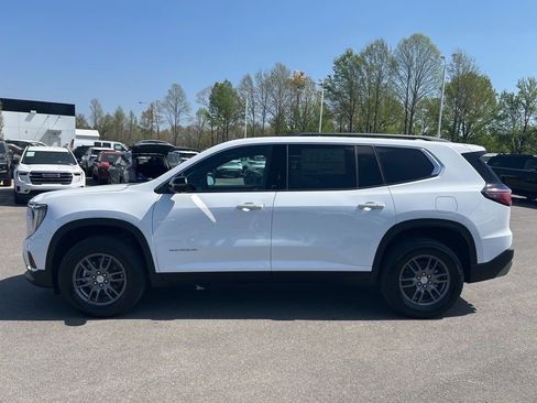 New 2026 GMC Acadia Elevation FWD image 2