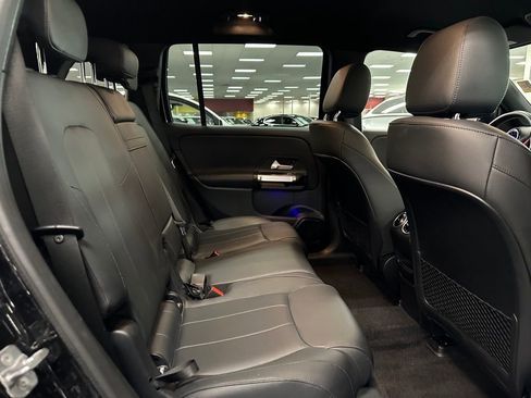 Used 2023 Mercedes-Benz EQB 250+ image 28