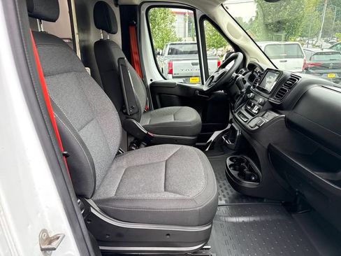Used 2023 RAM ProMaster 3500 w/ Driver Convenience Group FWD image 9