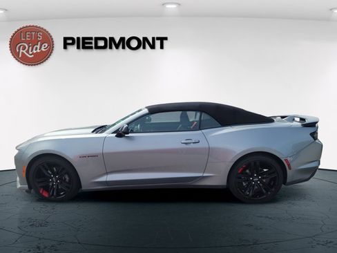 Used 2024 Chevrolet Camaro LT w/ Redline Edition RWD image 7